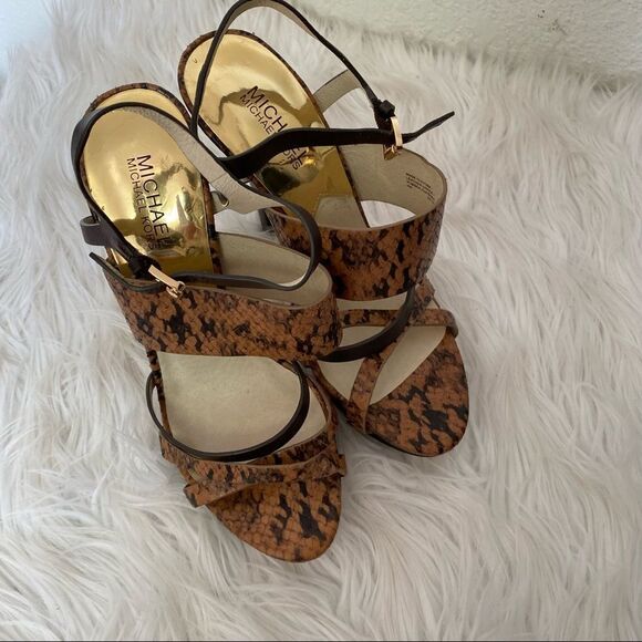 NEW Michael Kors brown snakeskin embossed leather platform strappy heel sandal 9 - Picture 4 of 12